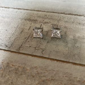 Cubic zirconium studs
